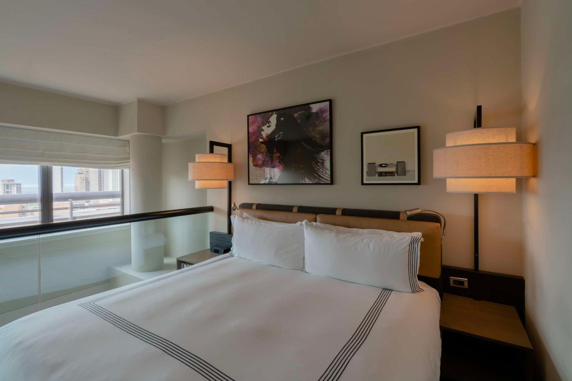 Thompson Chicago, By Hyatt Hotel Bagian luar foto